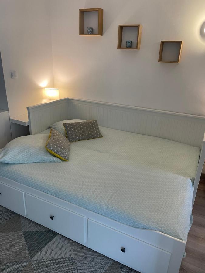 Les Bains Vue Apartment *
