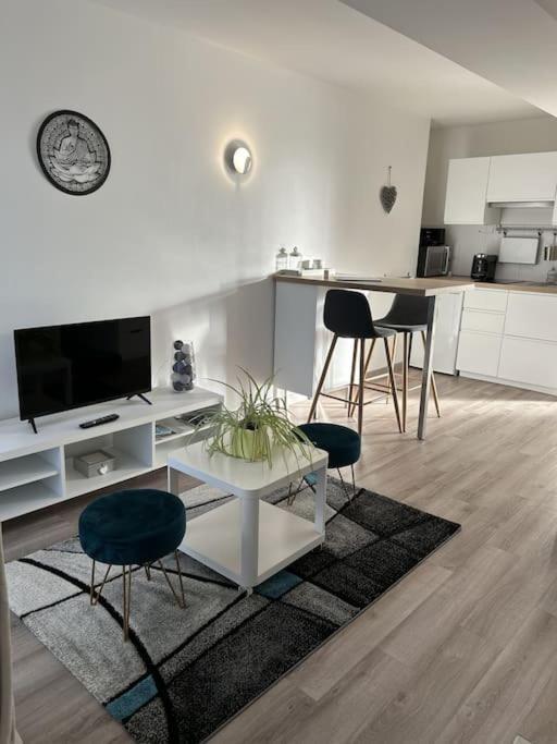 Les Bains Vue Apartment *